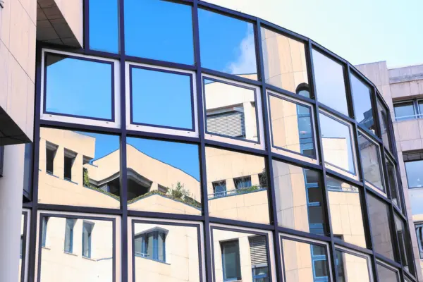 Reflected Glass - Commercial Glazing