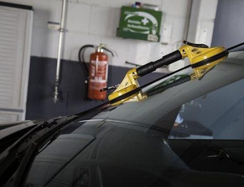 When Do You Need A Windshield Replacement For Your Vehicle?