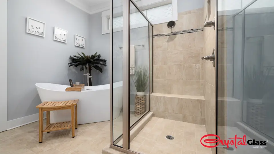 6 Benefits of Installing Glass Shower Doors